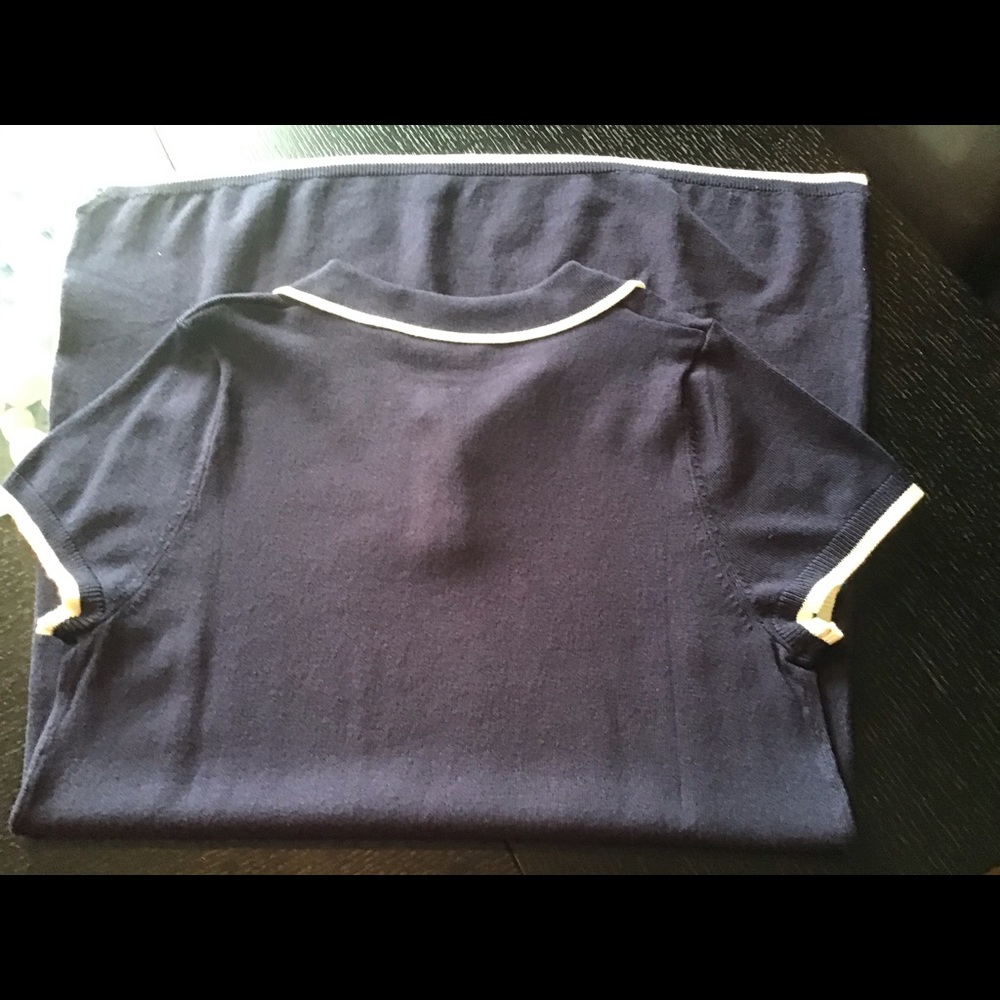 Girls dress.